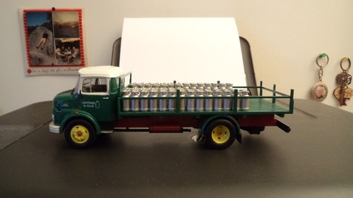 Mercedes camion latte - mercedes,