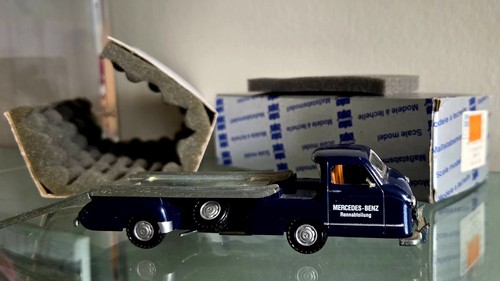 Miniature camion transporter - miniature,