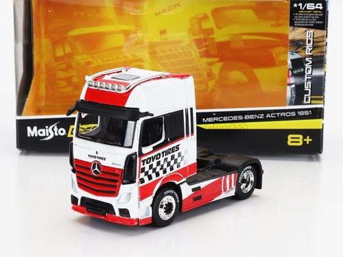 Maisto camion mercedes - 1/64,