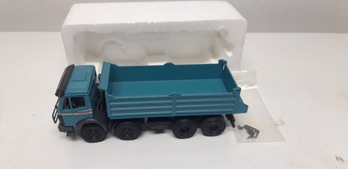 Camion mercedes benz - 1/43, 3538